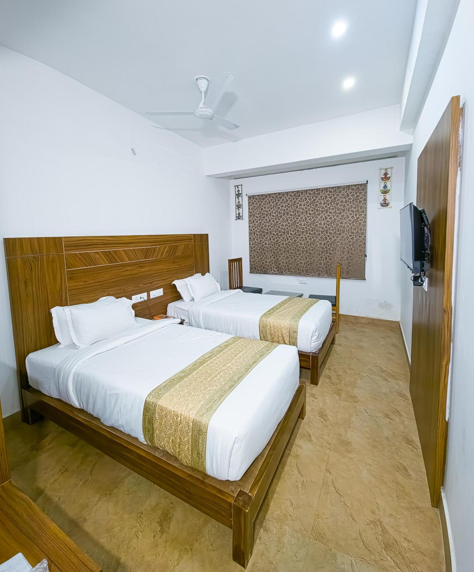 מלון Ayodhya Amritara Ramila Kutir מראה חיצוני תמונה